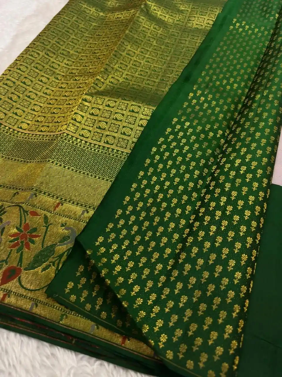 Baby Pink with Forest Green Contrast Pure Kanchipuram Handloom Silk Saree